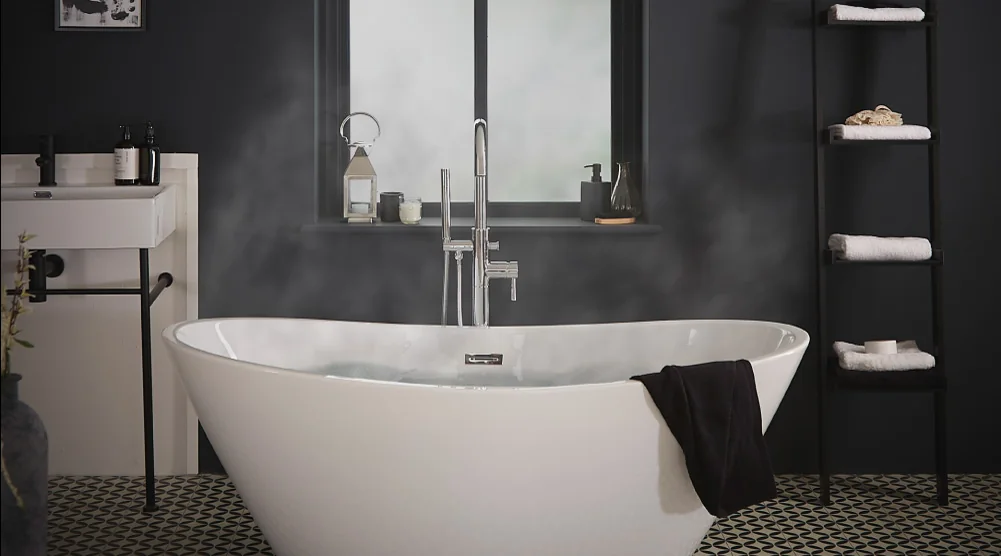Baths & bathroom fittings